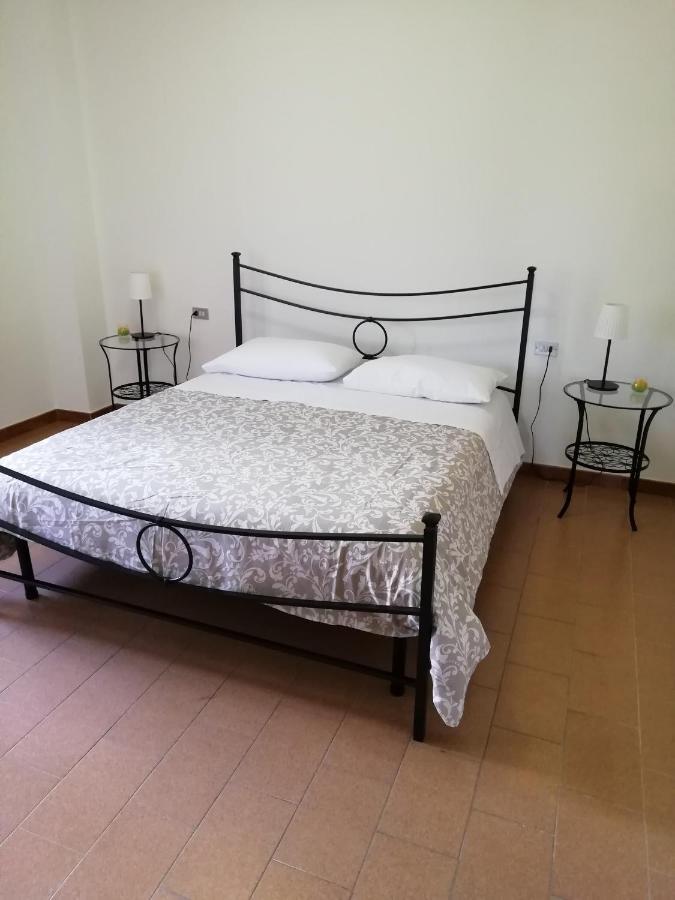 Appartement La Lanterna Di Lanfo à Assise Extérieur photo